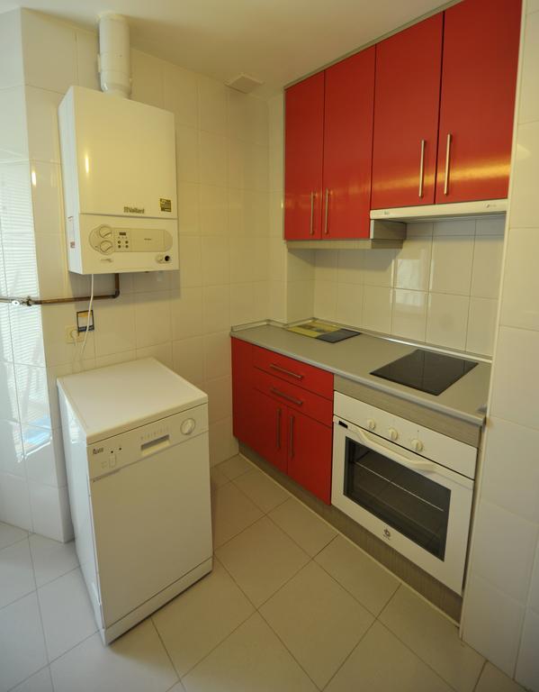 Apartamentos Turisticos Veladiez La Lastrilla Bagian luar foto
